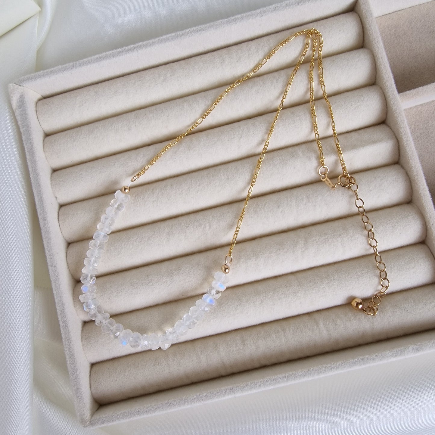 Selene – Lunar Glow Rainbow Moonstone Necklace