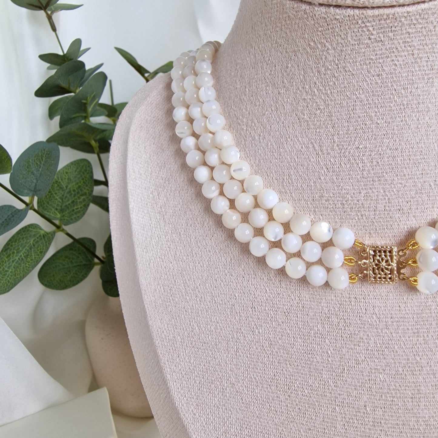 Celine - Mother of Pearl Necklace