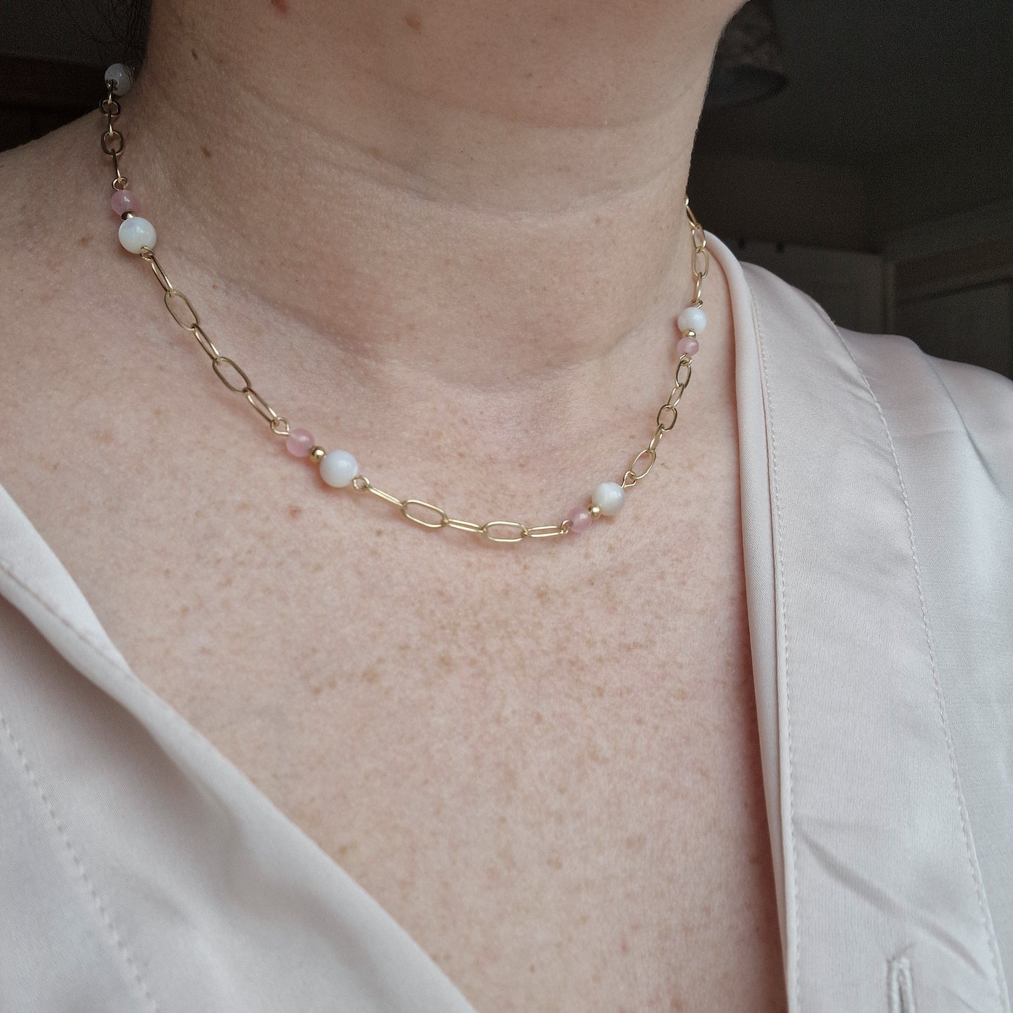 Mila –  Mother of Pearl & Rose Quartz Necklace